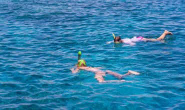 מתלבטים בין שנורקל או צלילה? היתרונות המובהקים של להיות מתחת למים